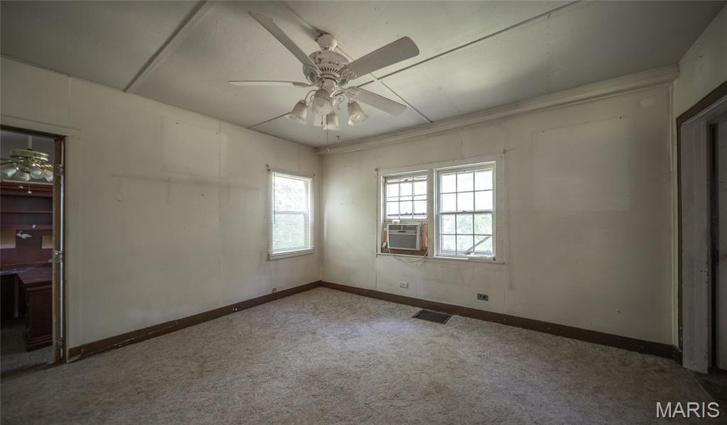 Kitchen — 18065 Crown Road Dixon Missouri real estate