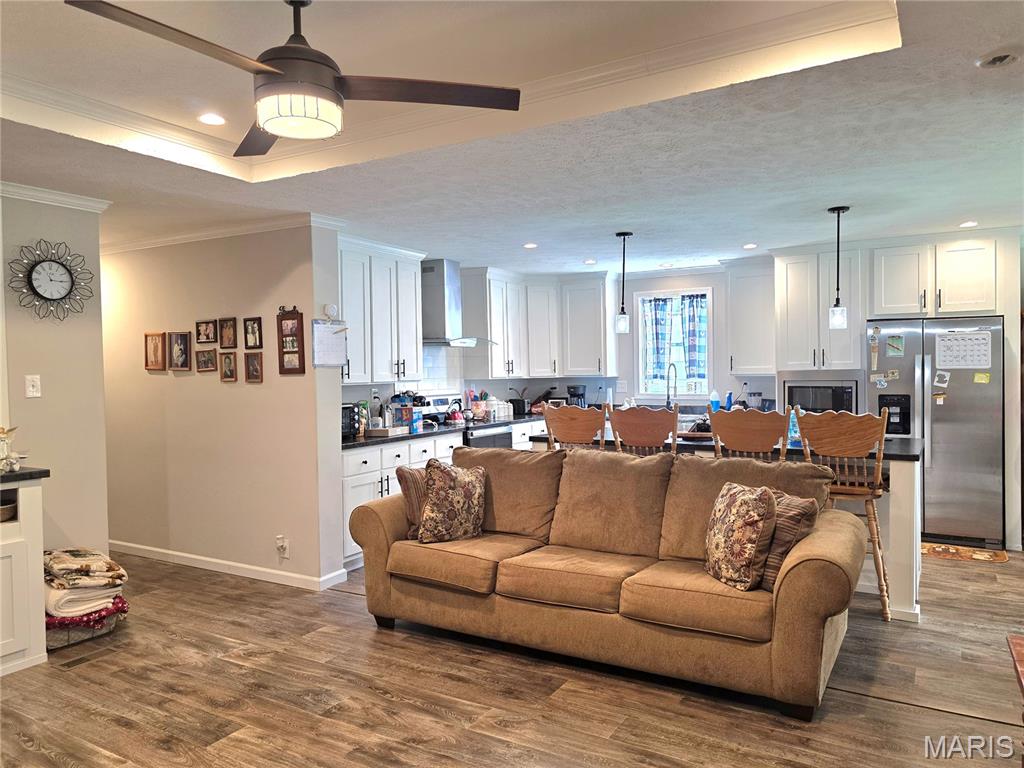 Primary bedroom — 20245 Friendship Drive Raymondville Missouri real estate