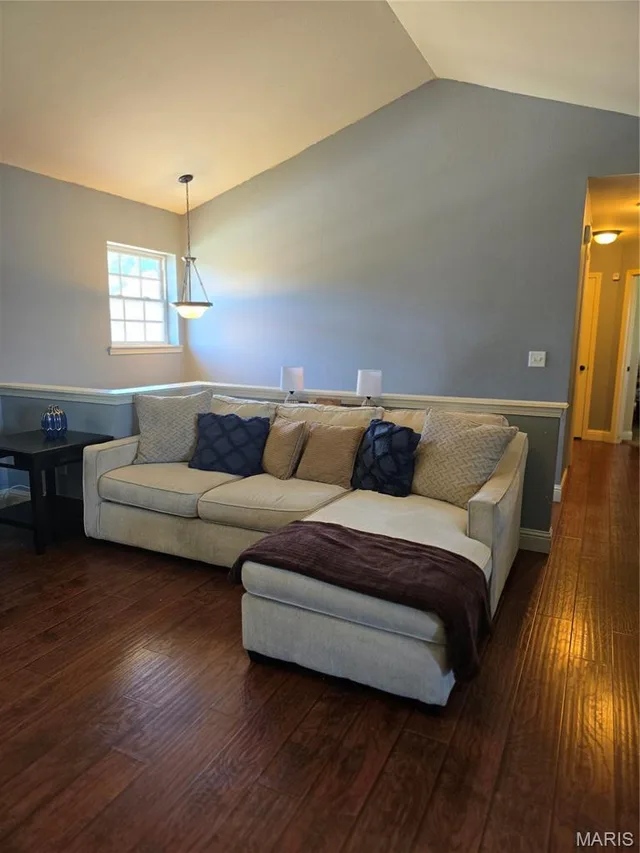 Primary bedroom — 102 Mary Catherine Street Waynesville Missouri real estate