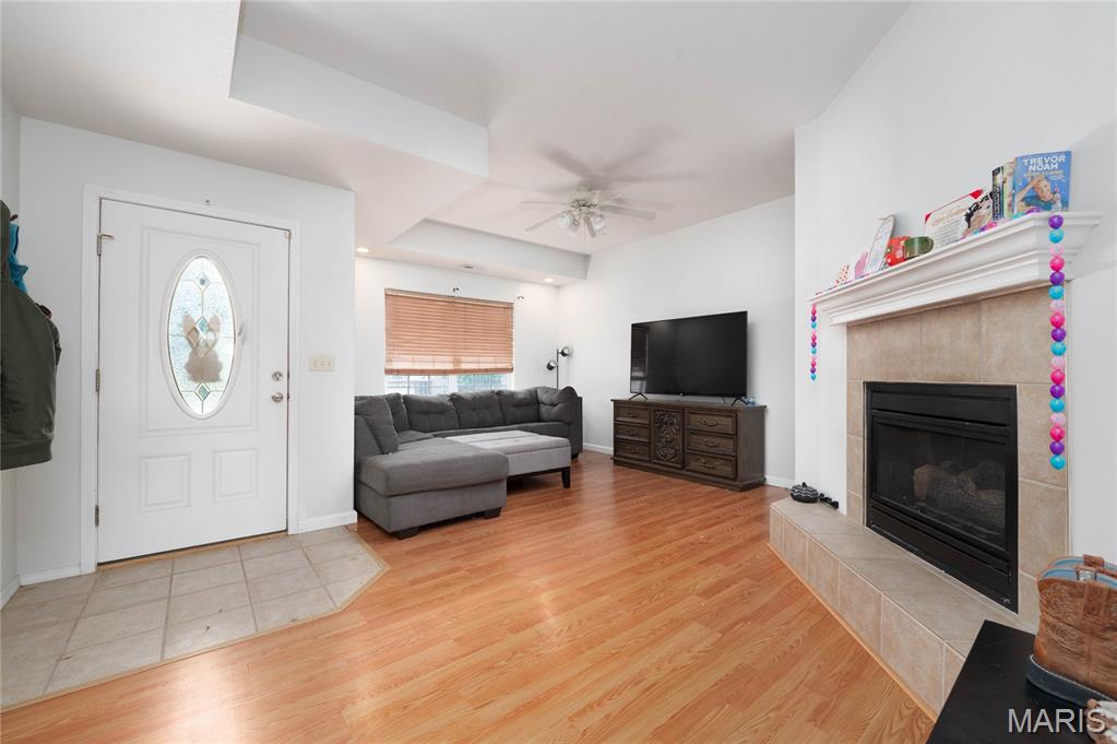 Primary bedroom — 279 Carmel Valley Way St Robert Missouri real estate