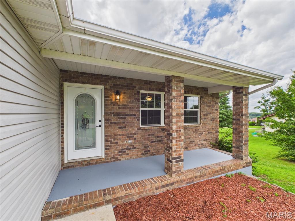 Living room — 24625 Spencer Road Waynesville Missouri real estate