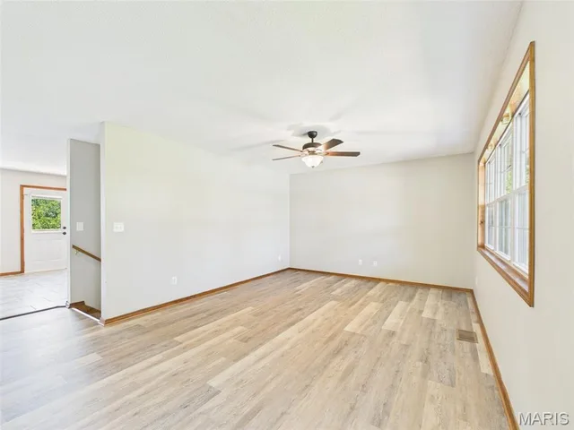 Kitchen — 24625 Spencer Road Waynesville Missouri real estate