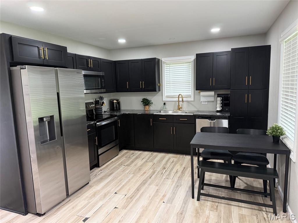 Kitchen — 207 Home Avenue St James Missouri real estate