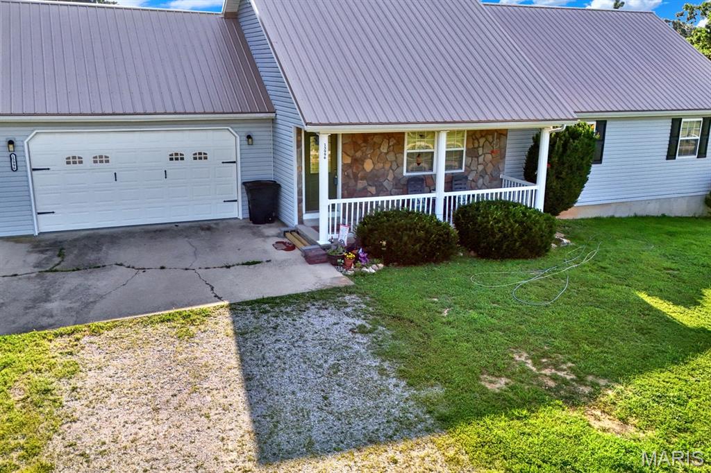 13996 Sherwood Lane Plato Missouri 4 bedroom 2 bathroom home for sale listed at $305,000