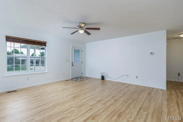 Primary bedroom — 1316 Jessalinn Drive Lebanon Missouri real estate