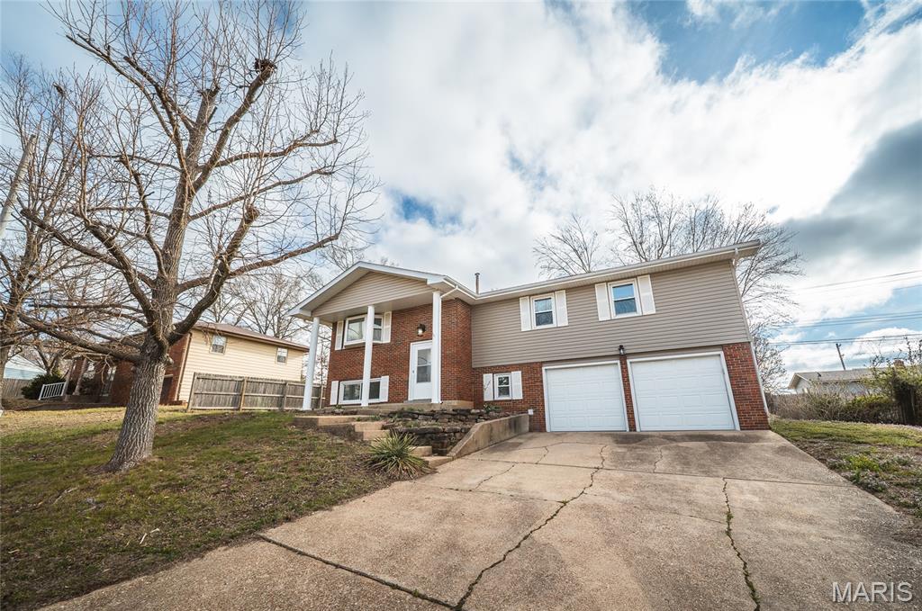 Front exterior — 1408 Scenic Drive Rolla Missouri real estate
