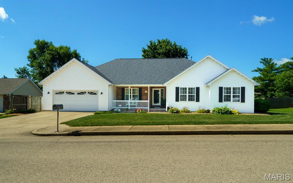 606 Norwich Drive