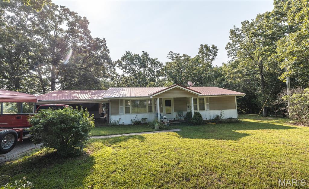 12020 Highway 17 Crocker Missouri 2 bedroom 1 bathroom home for sale listed at $75,000