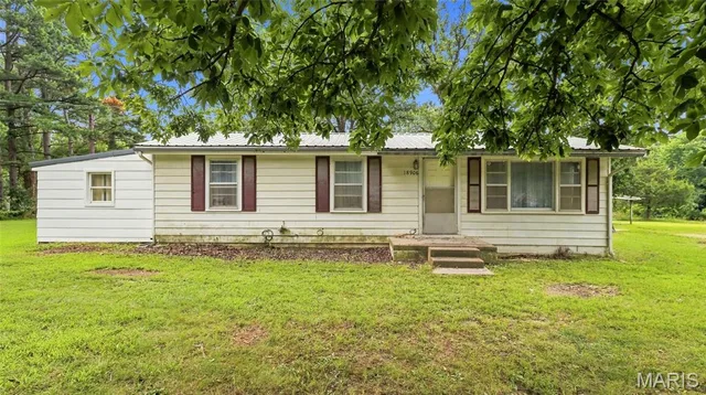 Front exterior — 18906 County Road 1140 St James Missouri real estate