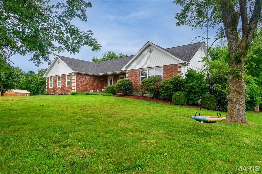 Front exterior — 24025 Stable Lane Waynesville Missouri real estate