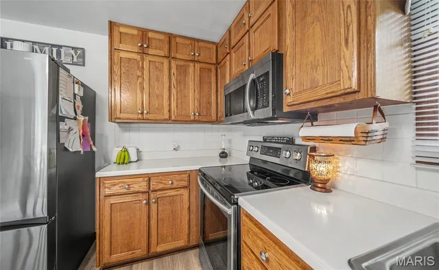 Kitchen — 22900 State Route P St James Missouri real estate