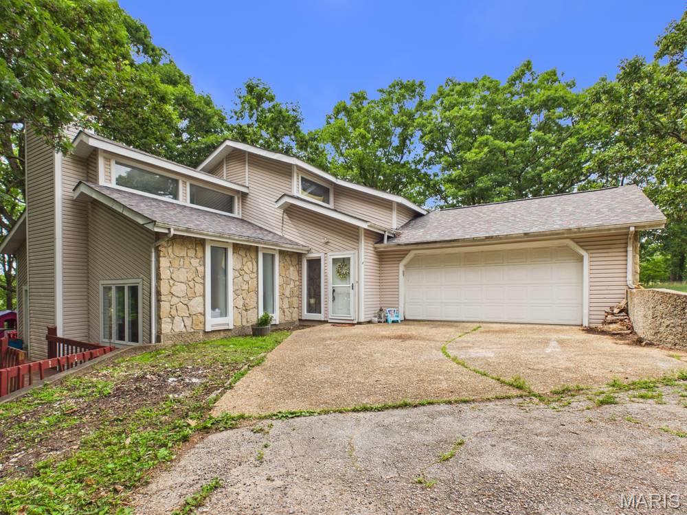 18205 Highway 17 Crocker Missouri 4 bedroom 3 bathroom home for sale listed at $249,900
