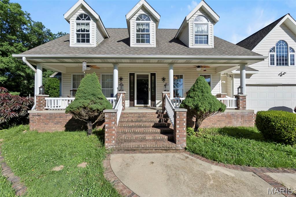 1495 Highway K Ellington Missouri 3 bedroom 2 bathroom home for sale listed at $400,000
