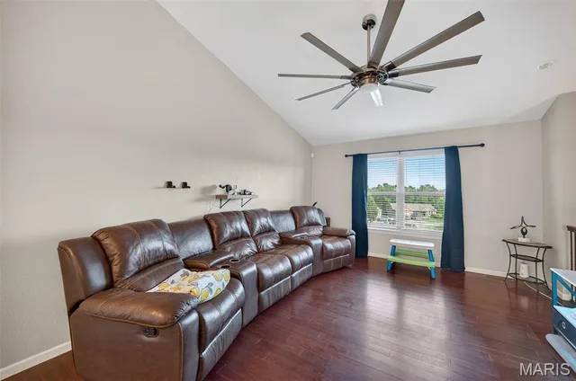 Living room — 20239 Havana Lane St Robert Missouri real estate