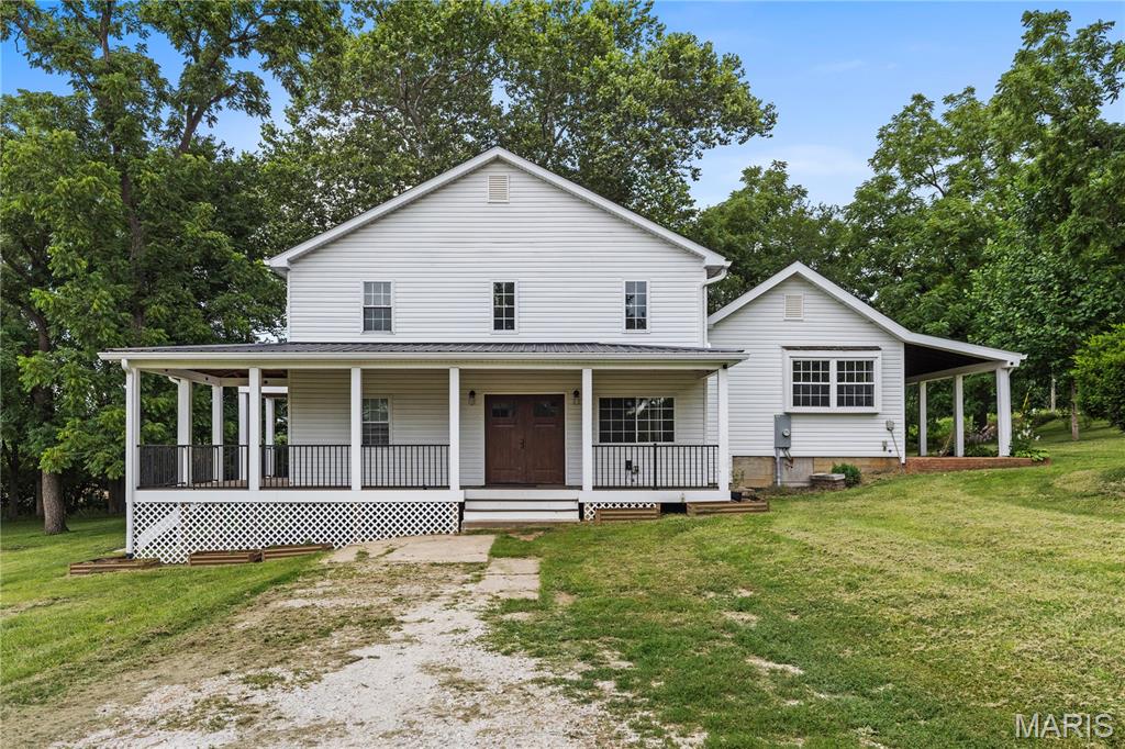 2257 S Highway W Foley Missouri 6 bedroom 4 bathroom home for sale listed at $459,900