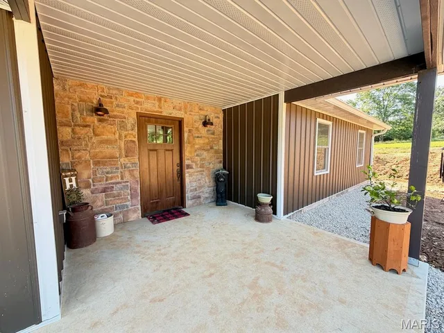 Living room — 4800 County Road 4210 Salem Missouri real estate