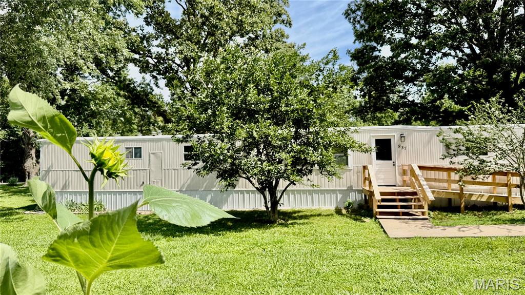837 Dwight Street Lebanon Missouri 2 bedroom 2 bathroom home for sale listed at $139,900