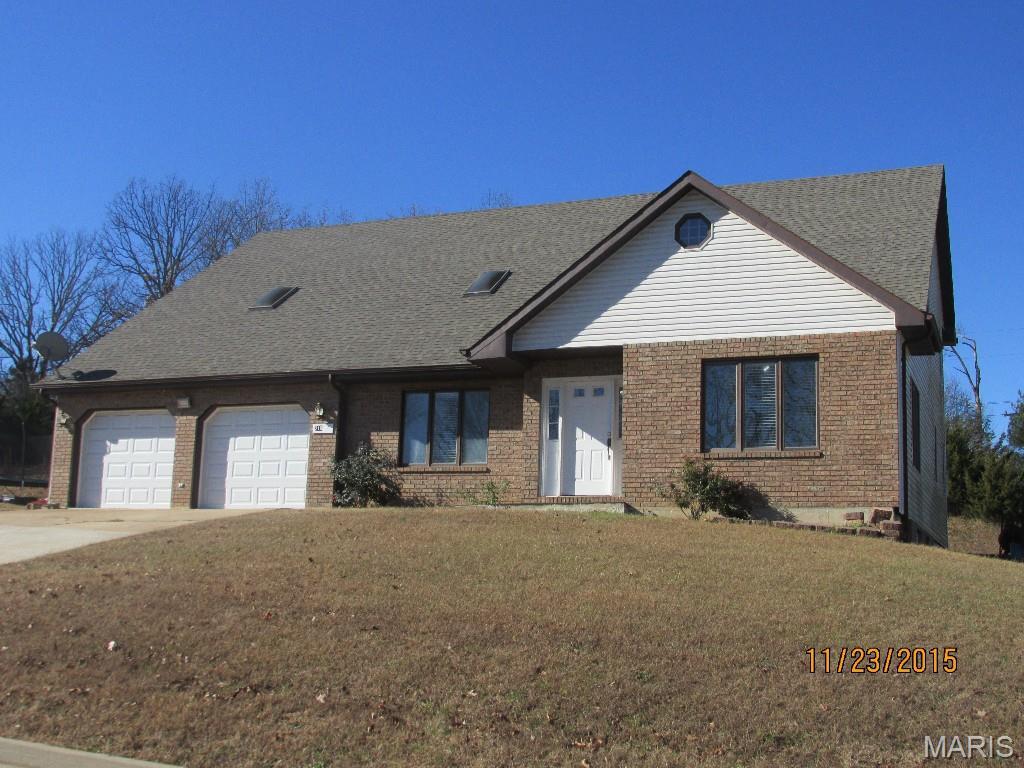 210 Vicki Lynn Lane St Robert Missouri 5 bedroom 4 bathroom home for sale listed at $385,000