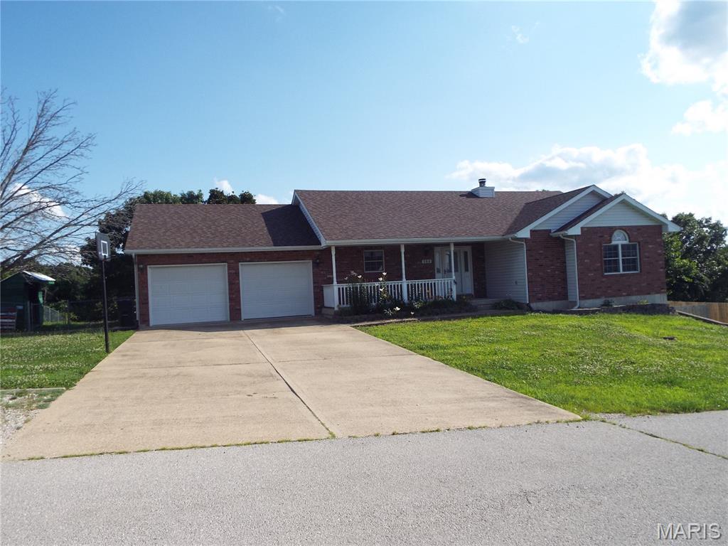 150 Sawmill Road, St Robert MO