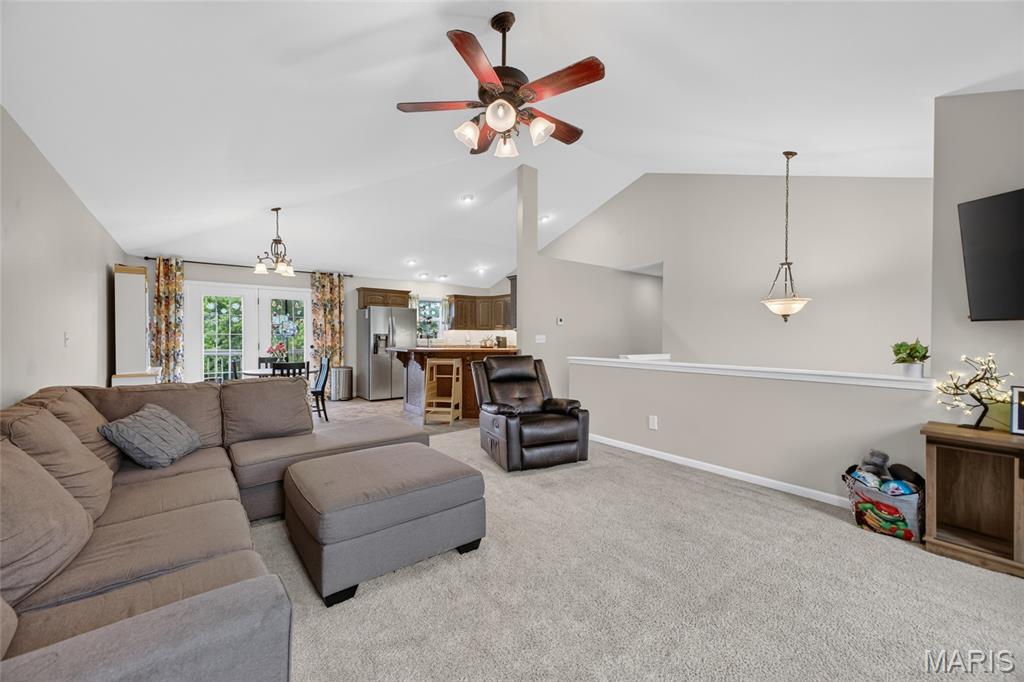 Kitchen — 23022 Ransom Road Waynesville Missouri real estate