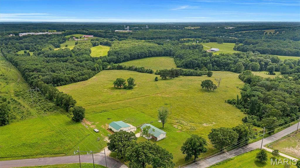 3879 Tegeler Road Gerald Missouri 2 bedroom 2 bathroom home for sale listed at $610,000