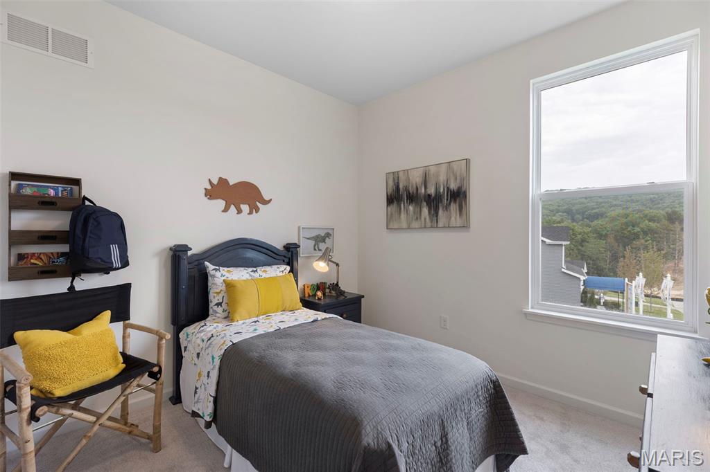 Primary bedroom — 2314 Castle Hill Drive Rolla Missouri real estate