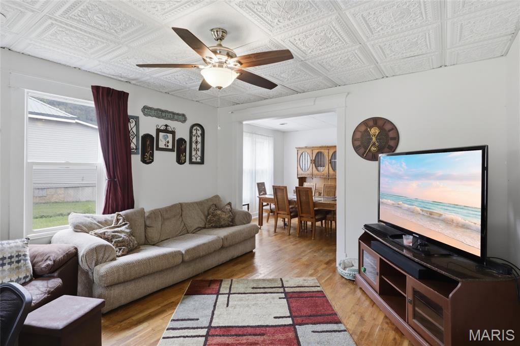 Living room — 306 W Main Street Iberia Missouri real estate