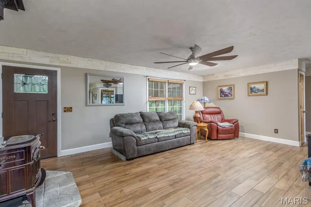 Primary bedroom — 235 Springfield Road Buffalo Missouri real estate