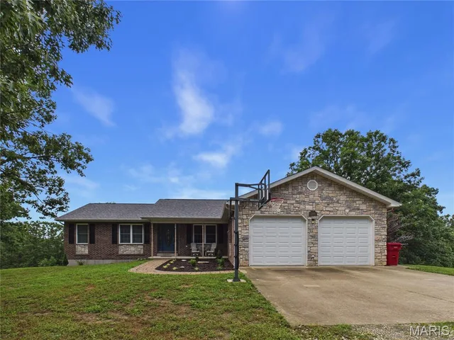 Front exterior — 22410 Beaumont Road Crocker Missouri real estate