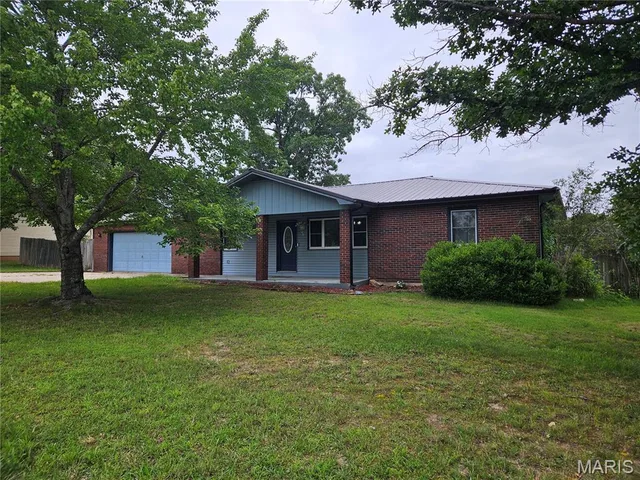 23720 Taffy Lane, St Robert MO