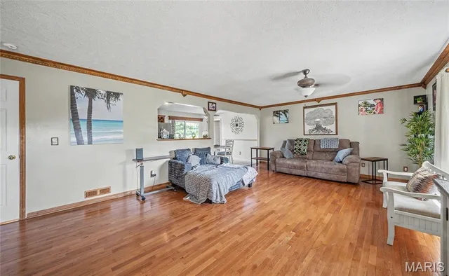 Primary bedroom — 502 McClaren Way Dixon Missouri real estate