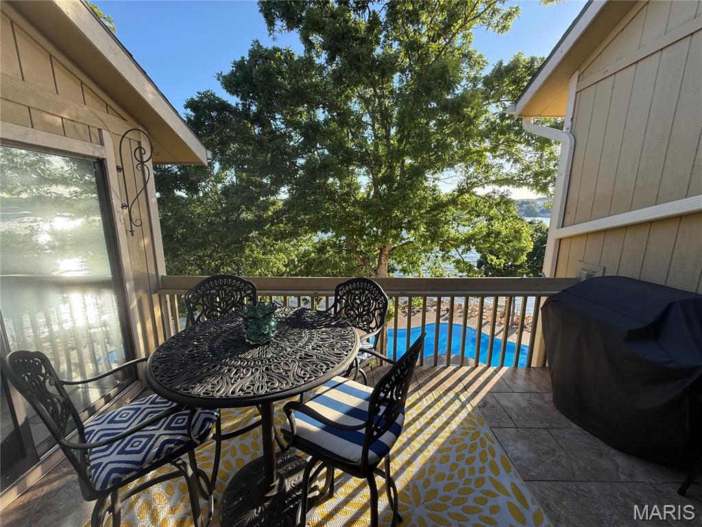 Kitchen — 2500 Bay Point Lane Osage Beach Missouri real estate