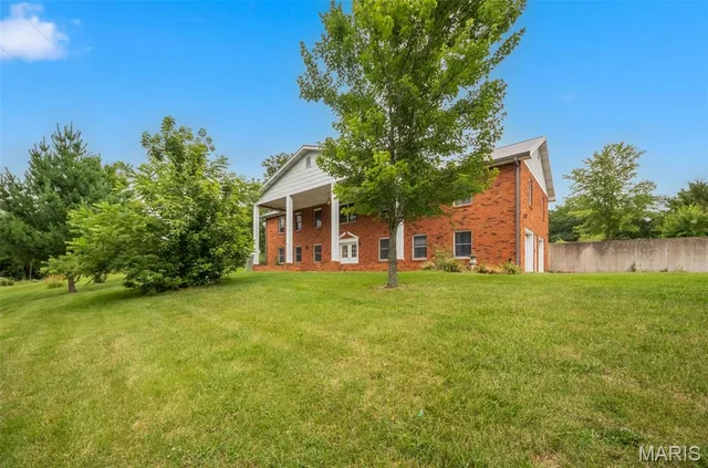 Front exterior — 70 Hartley Lane Elsberry Missouri real estate
