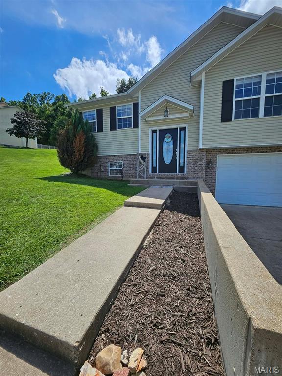 Front exterior — 119 Dogwood Circle St Robert Missouri real estate