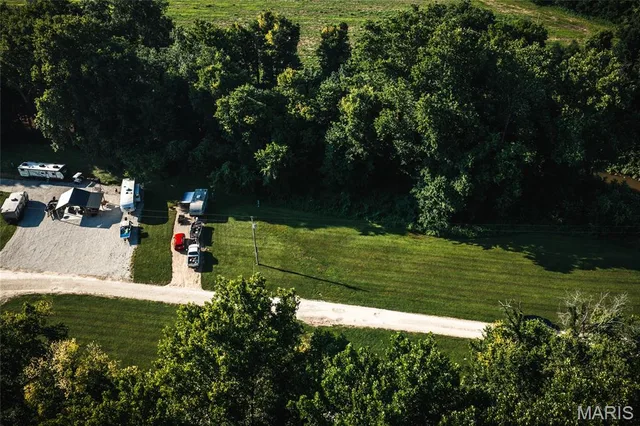 Front exterior — Lot 55 Gasconade Getaway Vienna Missouri real estate