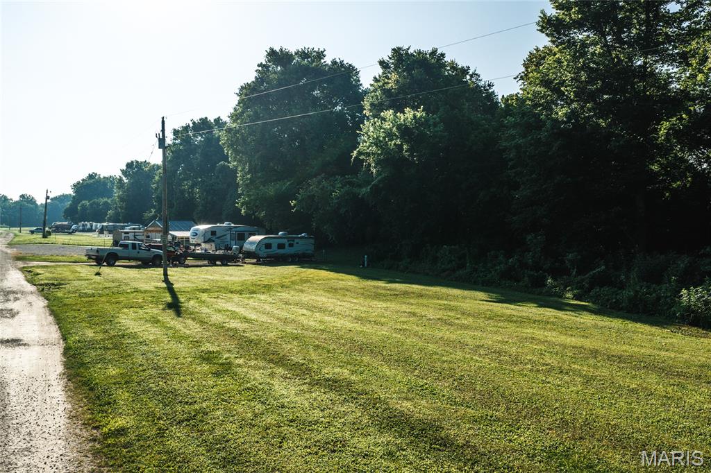 Primary bedroom — Lot 55 Gasconade Getaway Vienna Missouri real estate
