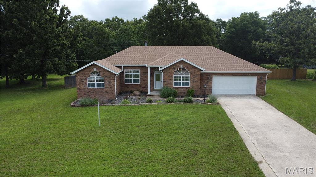 26266 Rambling Lane Richland Missouri 3 bedroom 2 bathroom home for sale listed at $265,000