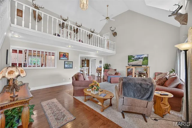 Living room — 31201 Osborn Drive Lebanon Missouri real estate