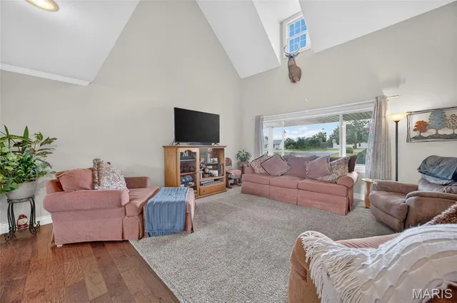 Primary bedroom — 31201 Osborn Drive Lebanon Missouri real estate