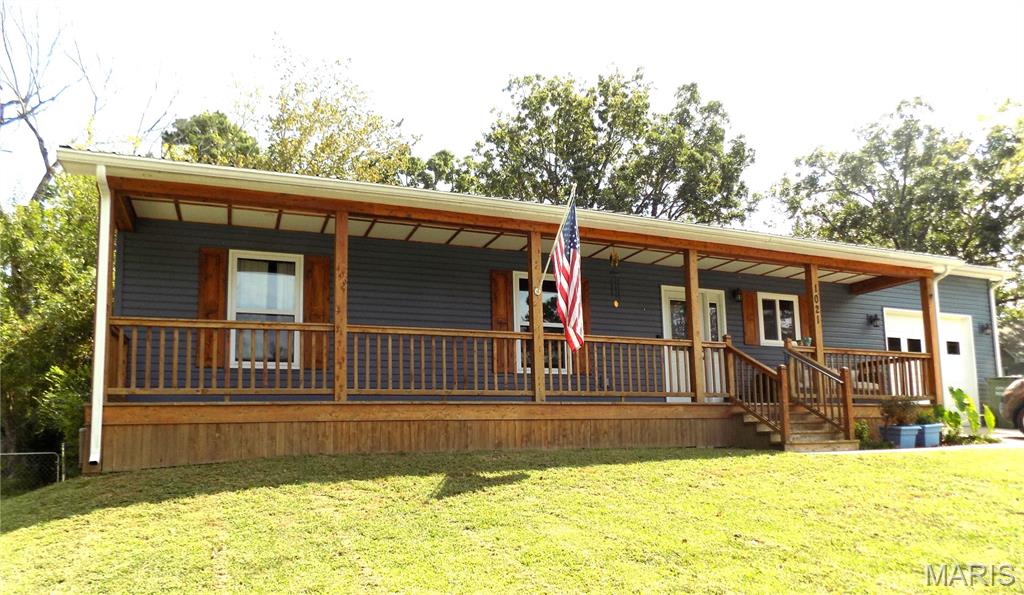 1021 Morrell Avenue Rolla Missouri 3 bedroom 2 bathroom home for sale listed at $249,900