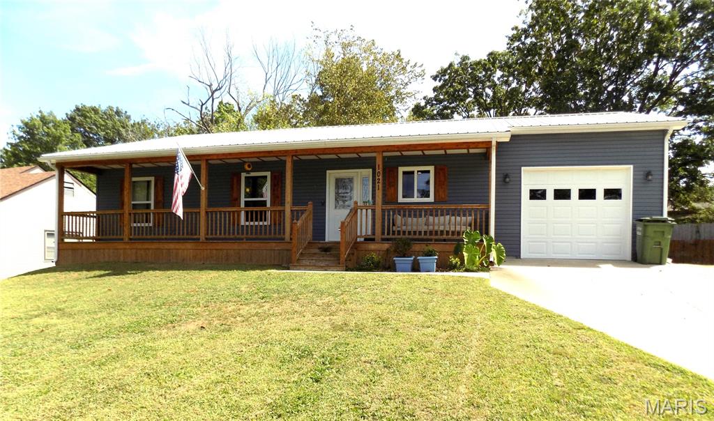 Front exterior — 1021 Morrell Avenue Rolla Missouri real estate