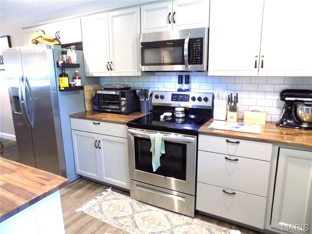 Kitchen — 1021 Morrell Avenue Rolla Missouri real estate
