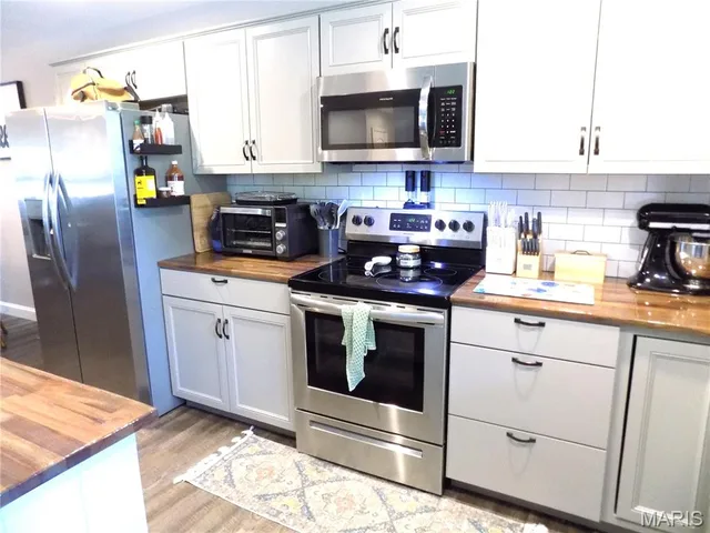 Kitchen — 1021 Morrell Avenue Rolla Missouri real estate