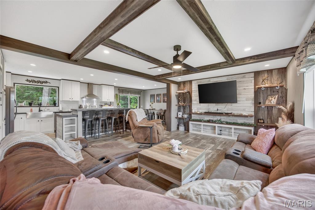 Primary bedroom — 27597 Highway N Lebanon Missouri real estate