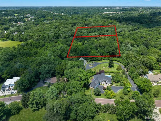 Front exterior — 12763 #R Weber Hill Road Sunset Hills Missouri real estate