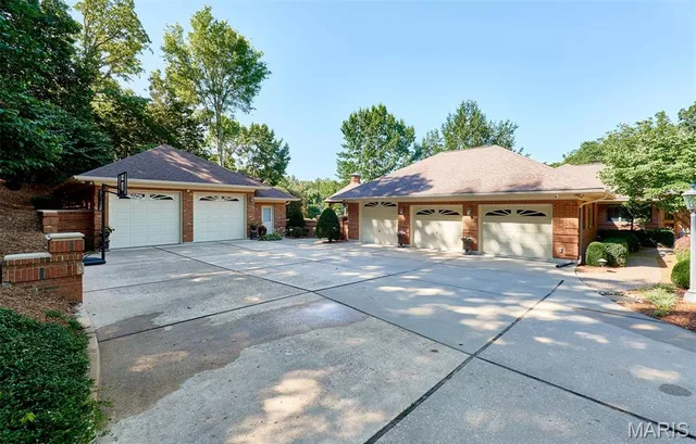 Front exterior — 3 Forest Hills Drive Washington Missouri real estate