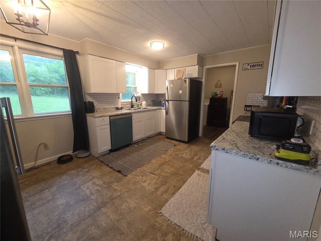 Primary bedroom — 909 Patton Avenue Cabool Missouri real estate