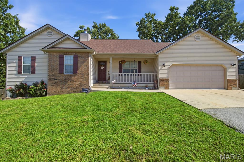 23023 Ruth Lane Waynesville Missouri 4 bedroom 3 bathroom home for sale listed at $295,000