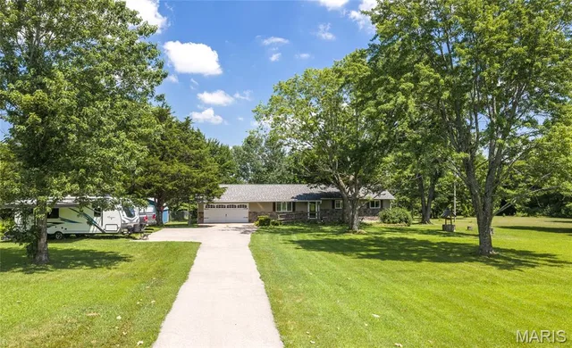 Front exterior — 18868 Maries Highway 63 Rolla Missouri real estate