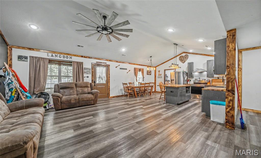 Kitchen — 29032 Sequoia Road Laquey Missouri real estate